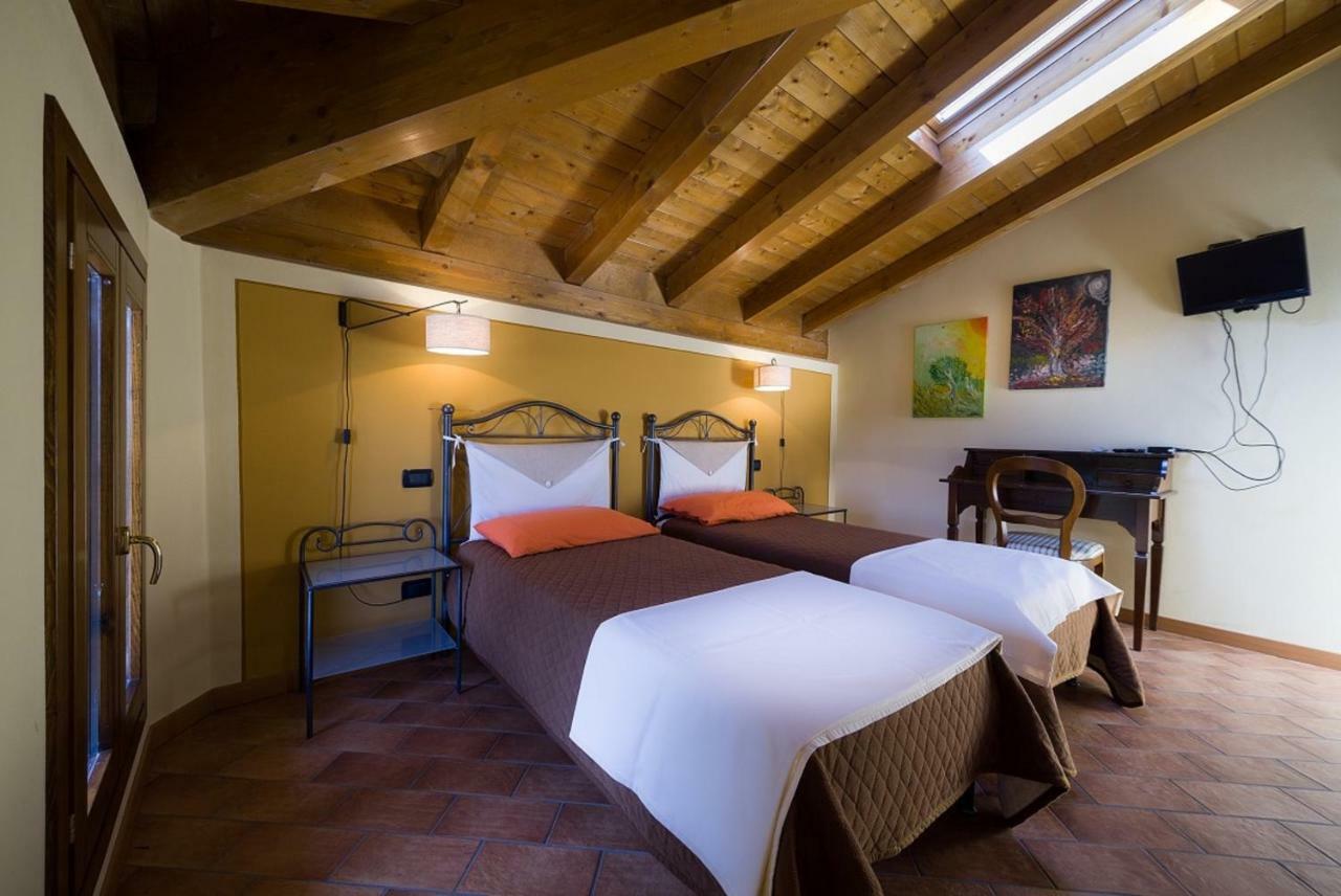 Rifugio San Lorenzo Bed and Breakfast Porto Mantovano Exterior foto